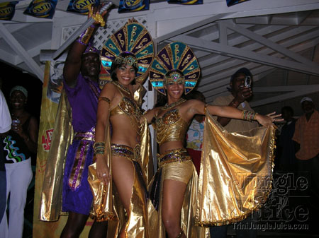 trini_revellers_2k6_launch-031