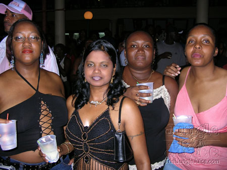 trini_revellers_2k6_launch-045