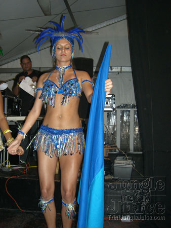 gen_x_bandlaunch_2006-35