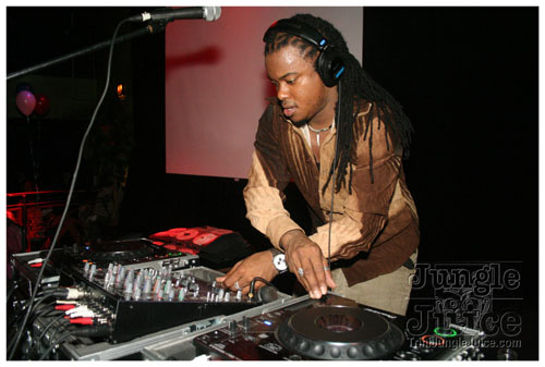 fresh_fete_fri_dec07-033