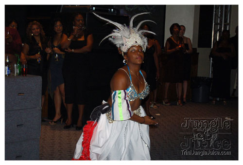 trini_revellers_fete_2k7-41