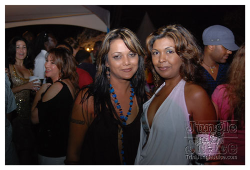 beach_house_carnival_2008_pt2-079