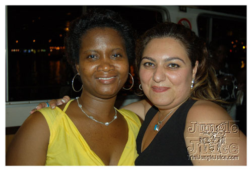 big_people_boatride_08-088