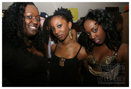 black_and_gold_mar29-062