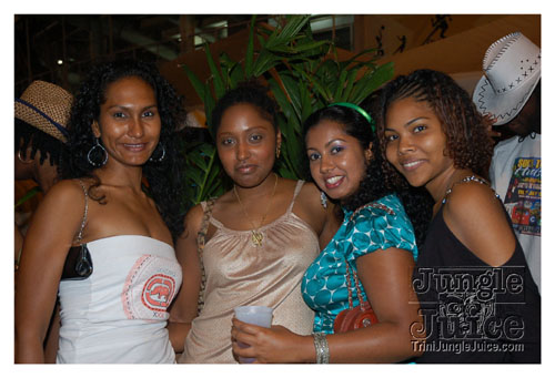 gyal_farm_2008-079