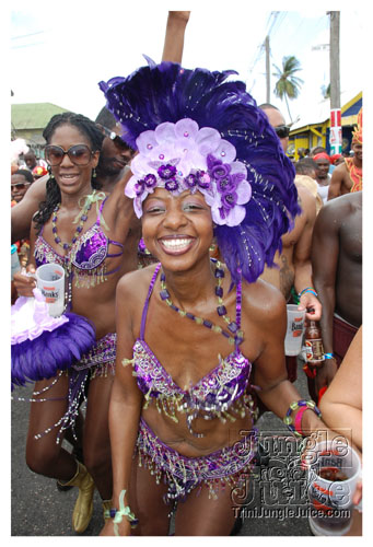 kadooment_day_2008_pt1-144