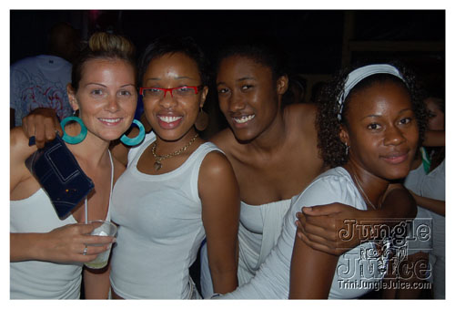 whiteout_fete_08-073