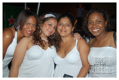 whiteout_fete_08-077