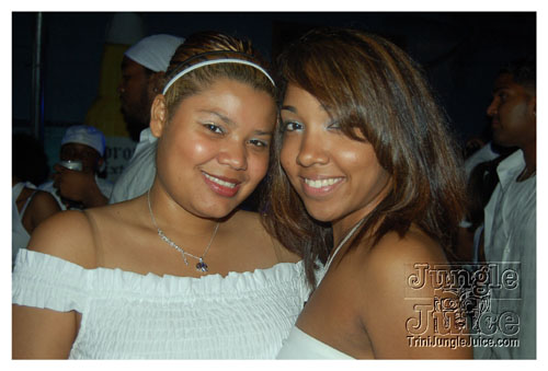 whiteout_fete_08-083