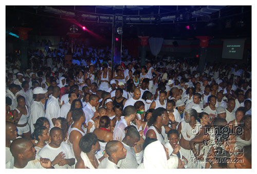 whiteout_fete_08-095