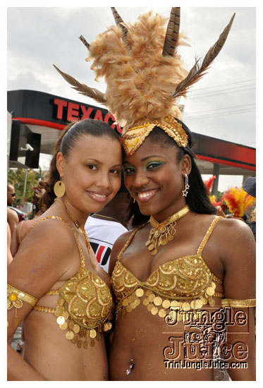 cayman_carnival_may09_pt1-054