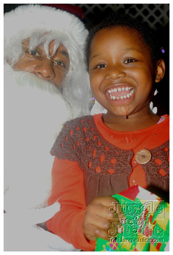 dear_santa_for_the_kids_dec13-011