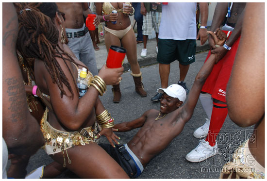 kadooment_day_2009_pt2-125