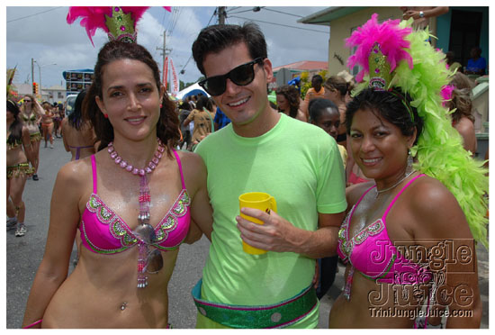 kadooment_day_2009_pt2-136