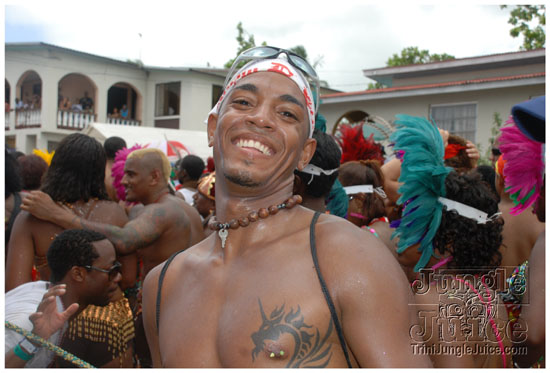 kadooment_day_2009_pt2-137