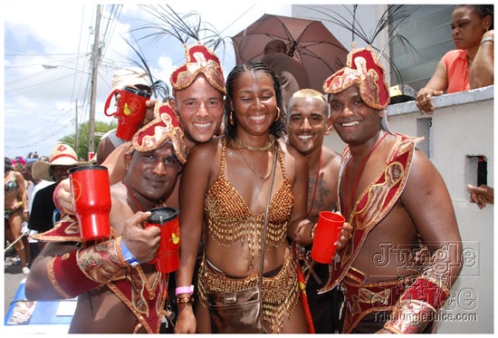 kadooment_day_2009_pt2-145