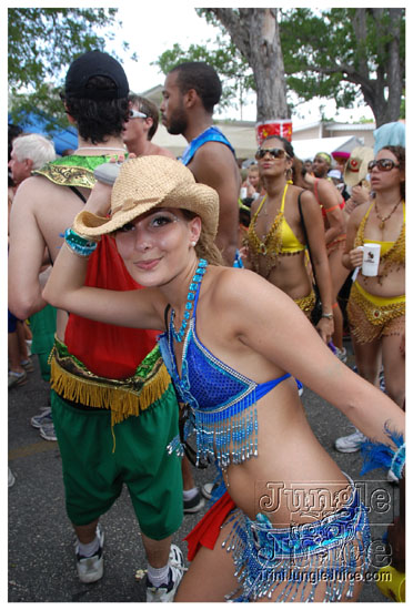 kadooment_day_2009_pt2-157