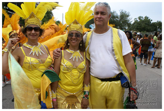 orlando_carnival_parade_2k9-078