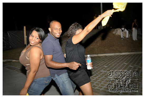 swankys_glow_foam_fete_apr30-102