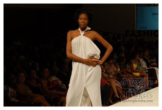 trinidad_fash_week_sun_may31-081