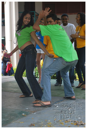 uwi_campus_launch_carnival_2k9-058