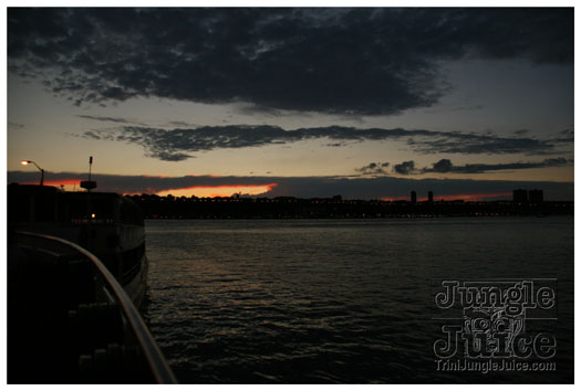 a_crowd_boat_ride_july10-005