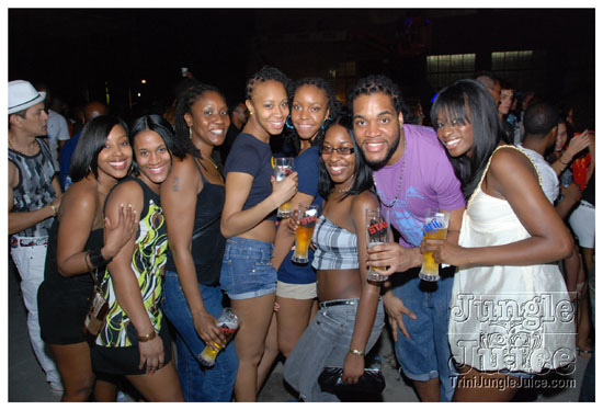 bacchanal_wednesday_2010-054