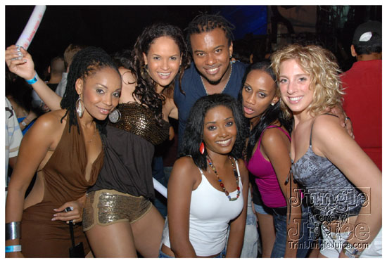 bacchanal_wednesday_2010-056