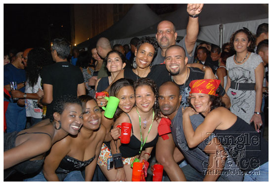 bacchanal_wednesday_2010-074