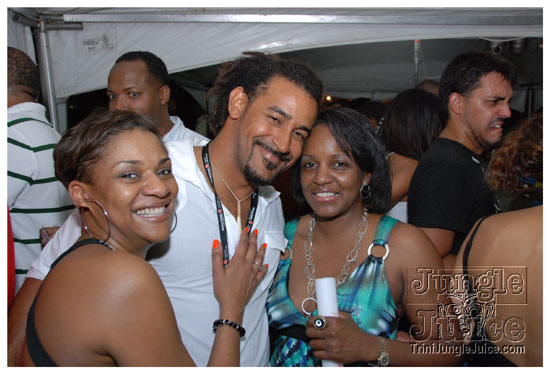 bacchanal_wednesday_2010-113