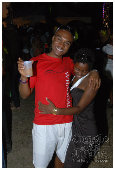 beach_house_carnival_2010_pt2-045