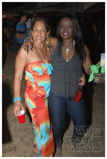 beach_house_carnival_2010_pt2-084