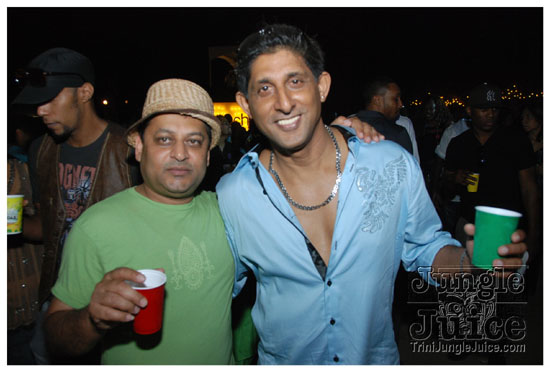 beach_house_carnival_2010_pt2-097