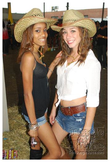 gyal_farm_2010_jul4-019