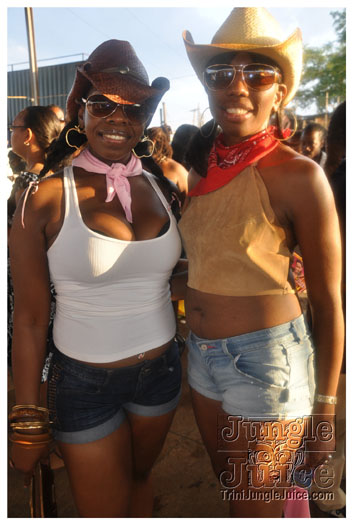 gyal_farm_2010_jul4-051