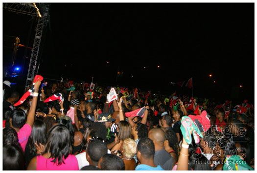 rave_miami_2010_oct9-071