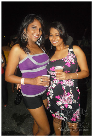 red_wine_trini_jul3-045