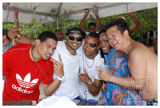 soca_at_de_sandbar_apr7-174