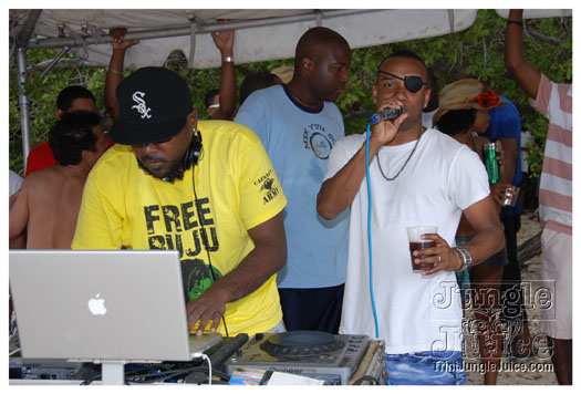 soca_at_de_sandbar_apr7-176