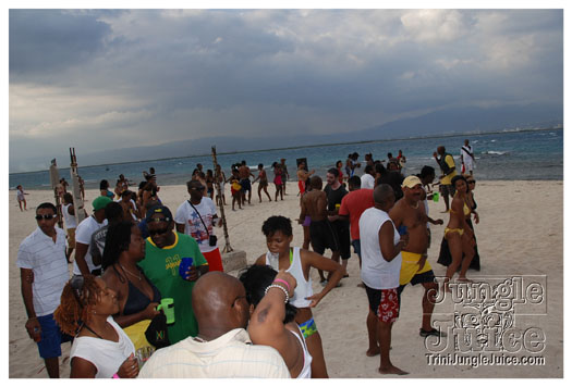 soca_at_de_sandbar_apr7-204