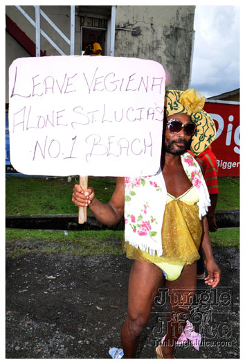 st_lucia_carnival_tuesday_2010_pt2-044