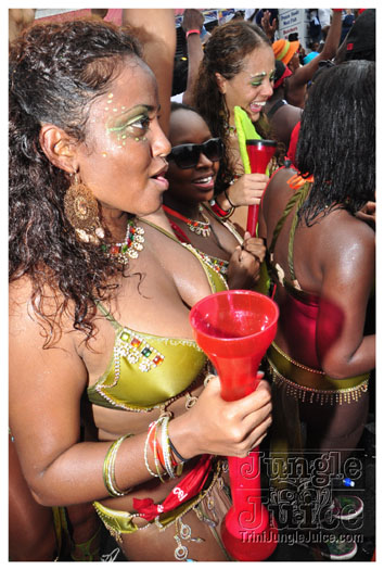 st_lucia_carnival_tuesday_2010_pt2-105