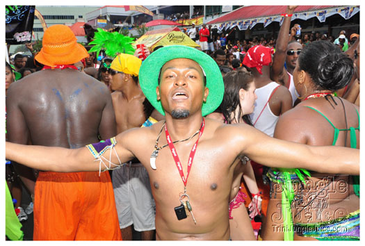 st_lucia_carnival_tuesday_2010_pt2-107
