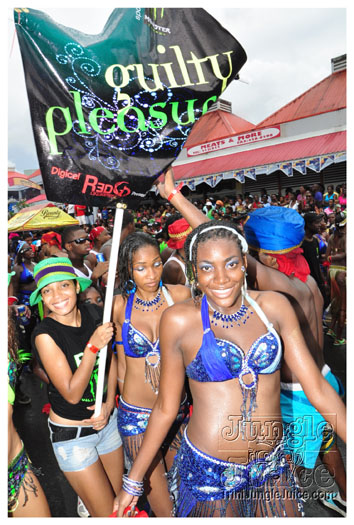 st_lucia_carnival_tuesday_2010_pt2-109