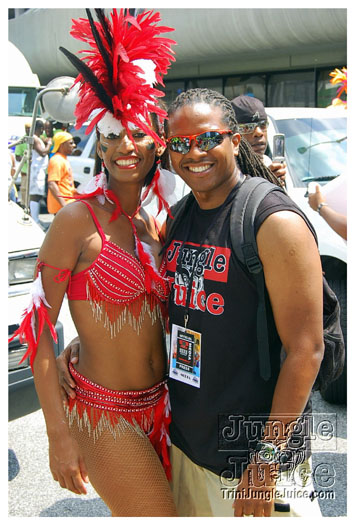atl_carnival_parade_2011_part2-064