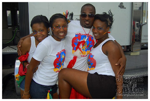 atl_carnival_parade_2011_part2-066