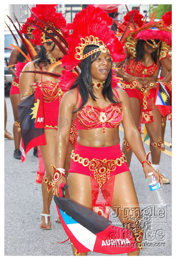 atl_carnival_parade_2011_part2-073