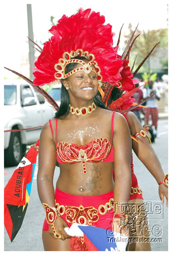 atl_carnival_parade_2011_part2-077