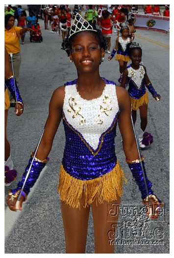 atl_carnival_parade_2011_part2-101