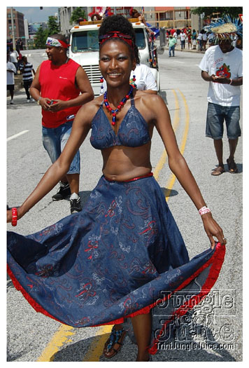 atl_carnival_parade_2011_part2-132